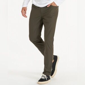 VUORI Dark Oregano Meta Pant Athletic Slim Fit 30"